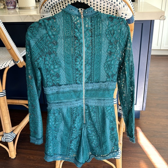 Saylor lace romper - Picture 3 of 4